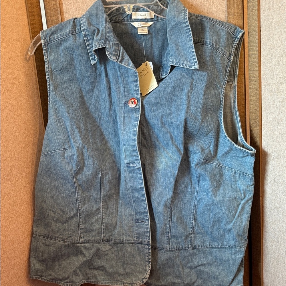 Christopher & Banks Blue Denim blouse XL NWT